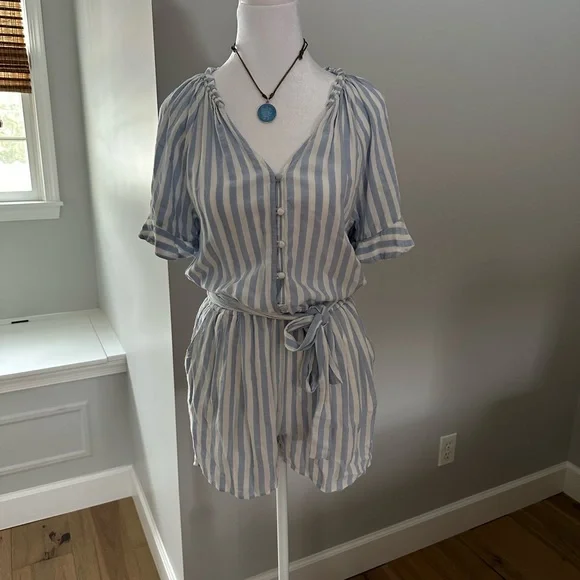 Paige Romper - Picture 1 of 6